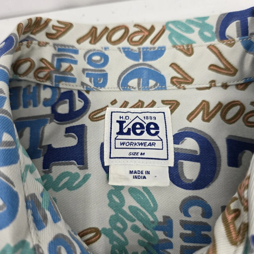 NWT LEE Workwear Heritage Chetopa Twill Logo‎ Print Shacket Mens Medium No Iron.